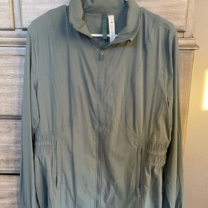 Womens Lululemon zip up jacket size 12 Excellent condition